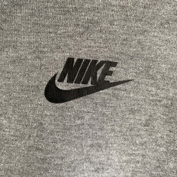 Nike tech fleece hoodie - Picture 4 of 6